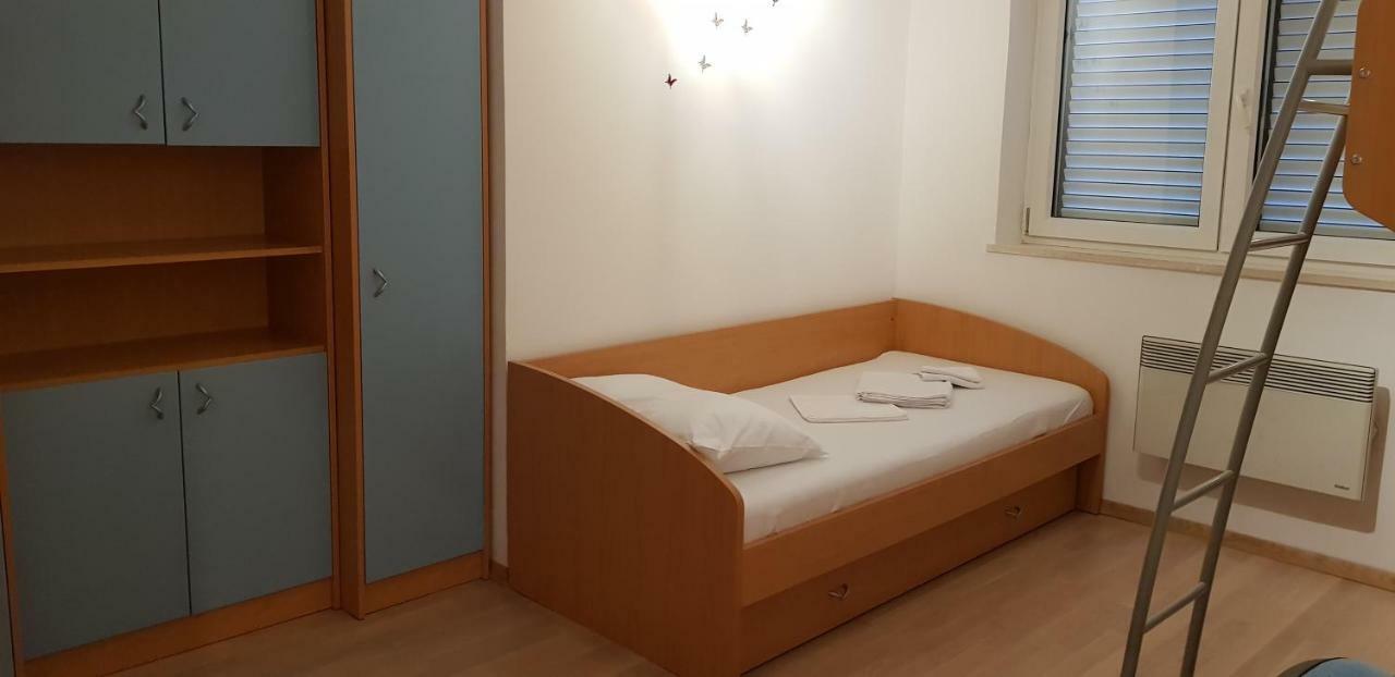 Truly Mediterranean Apartment "Spark" コルチュラ エクステリア 写真